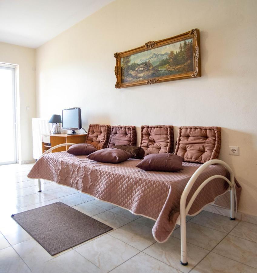 Gallery Suites "Athina" Mesolóngion Eksteriør billede